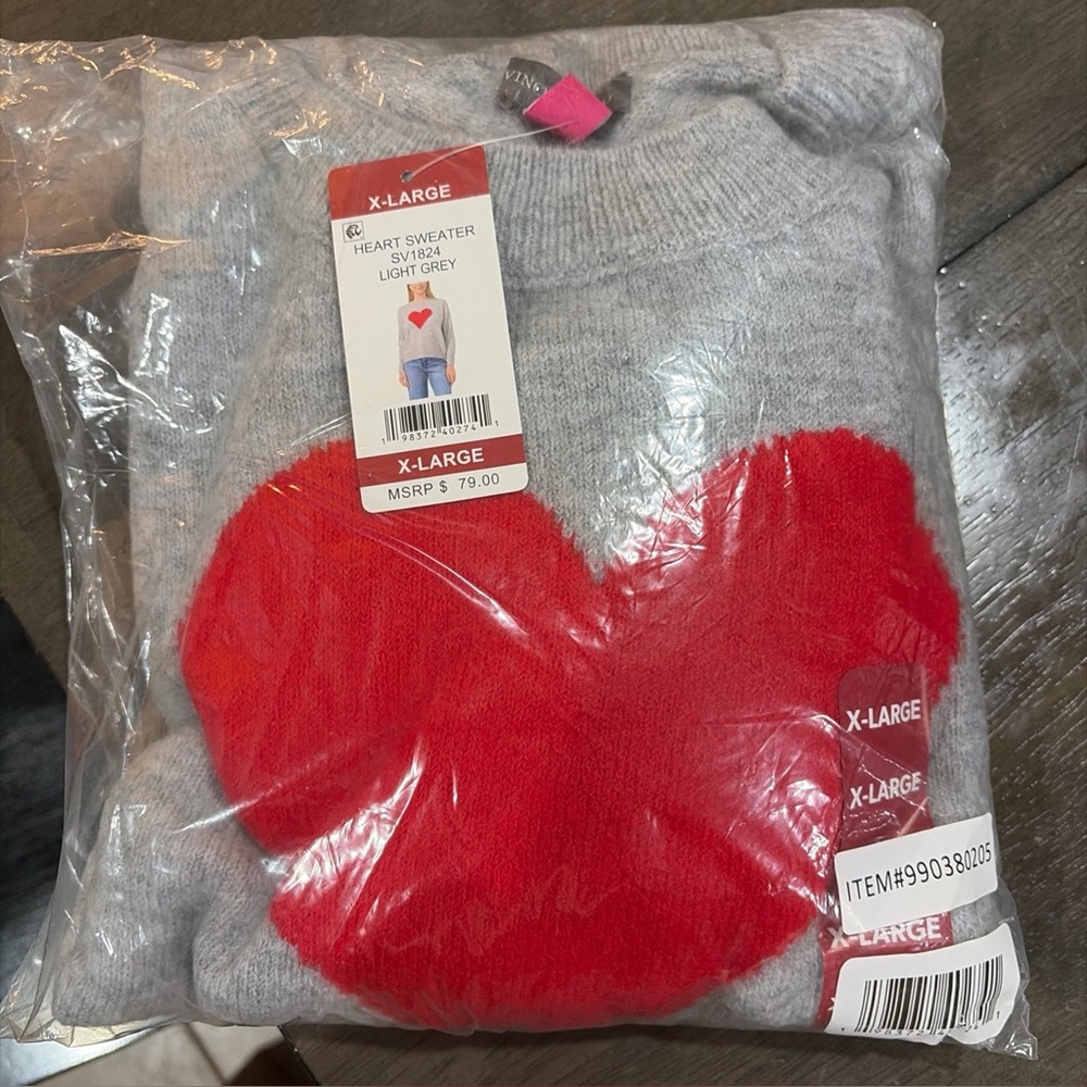 Vince Camuto Sweater Women HEART GRAY RED Valentine's Day NWT Size XL